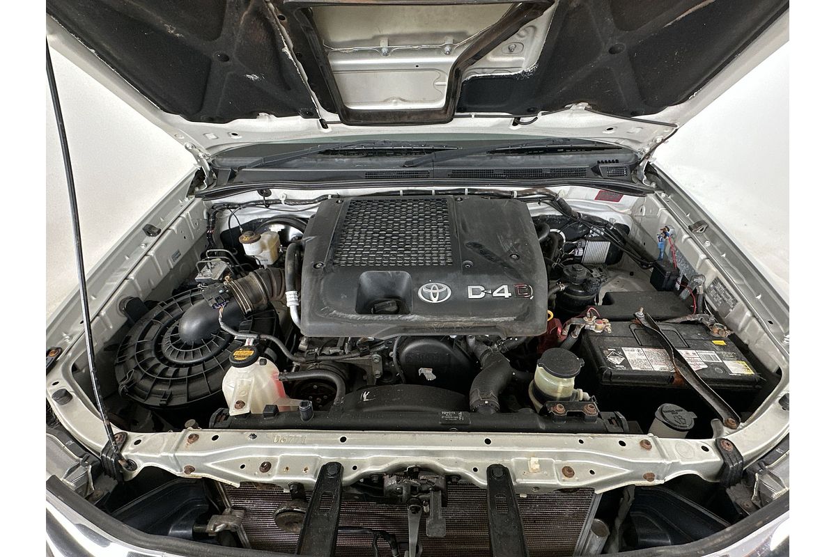 2013 Toyota Hilux SR KUN26R 4X4