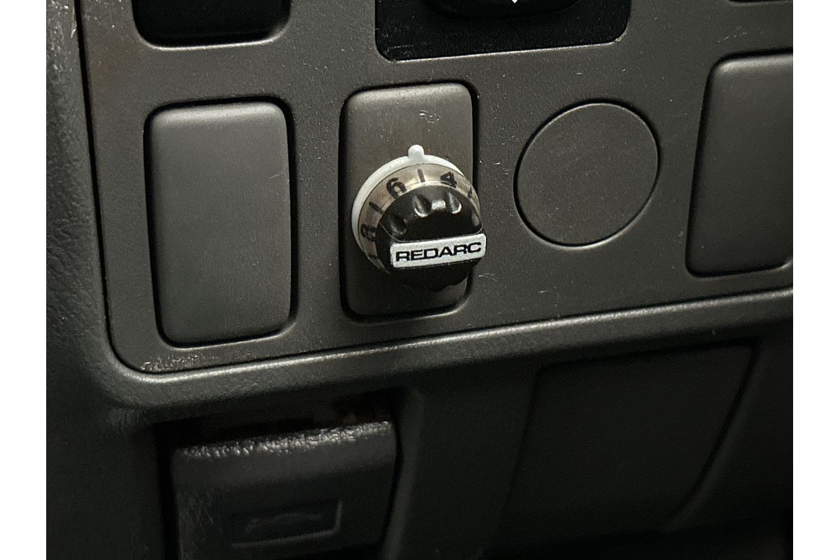 2013 Toyota Hilux SR KUN26R 4X4
