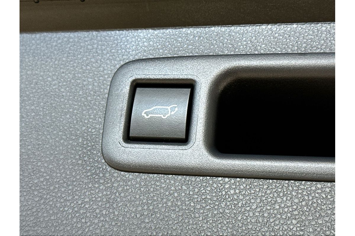 2023 Toyota Kluger Grande AXUH78R