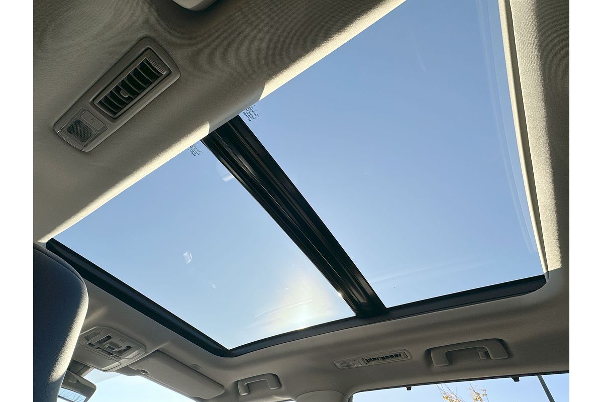 2023 Toyota Kluger Grande AXUH78R