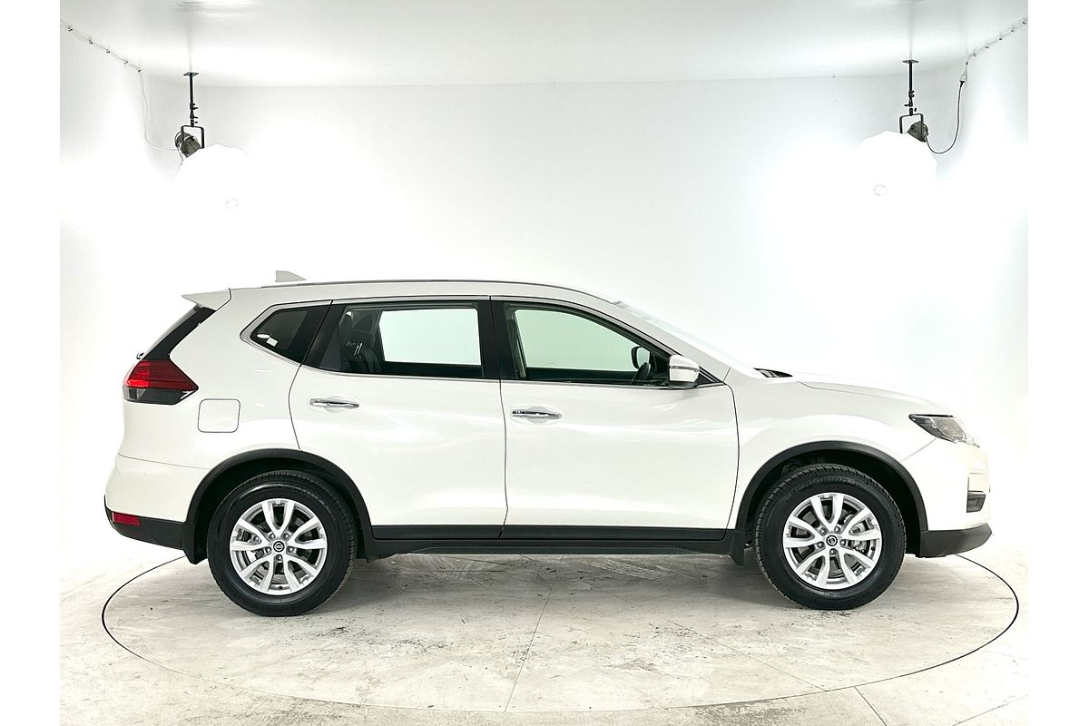 2022 Nissan X-TRAIL ST T32
