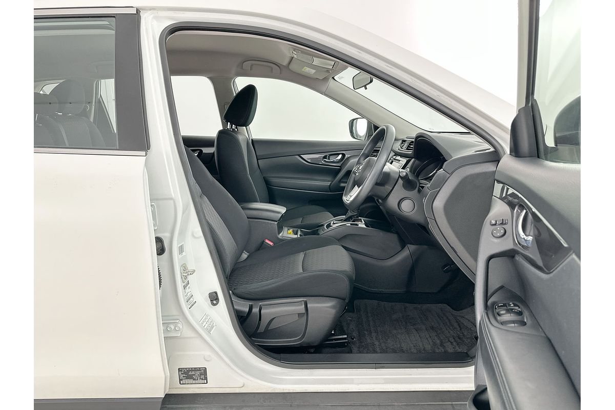 2022 Nissan X-TRAIL ST T32
