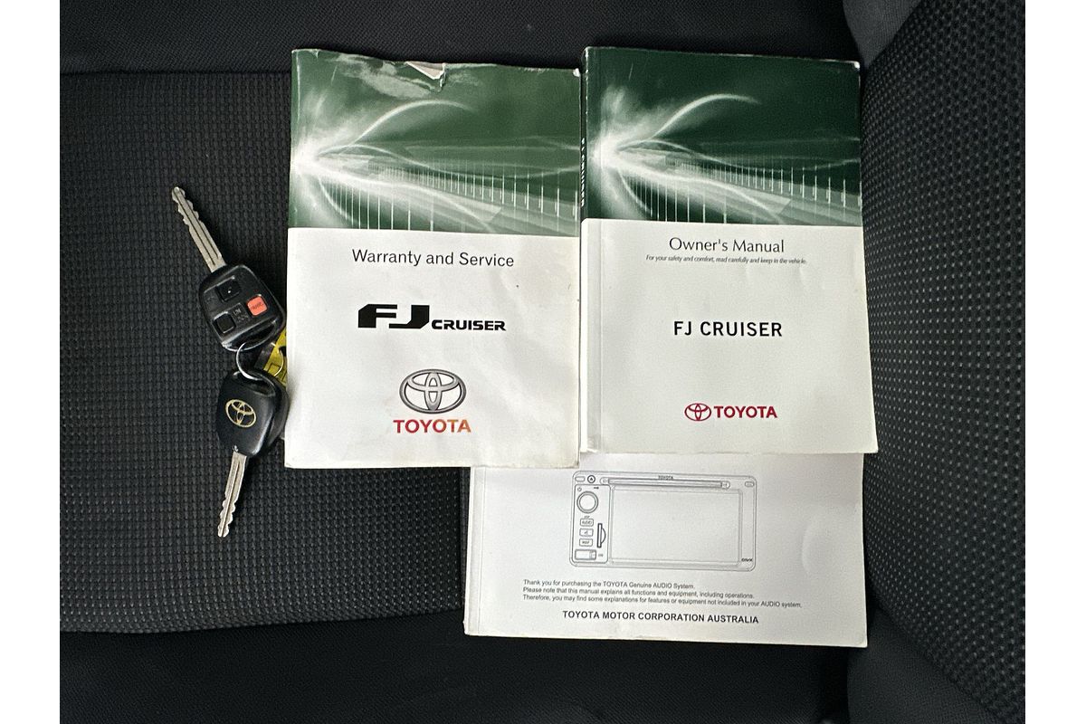 2012 Toyota FJ Cruiser GSJ15R