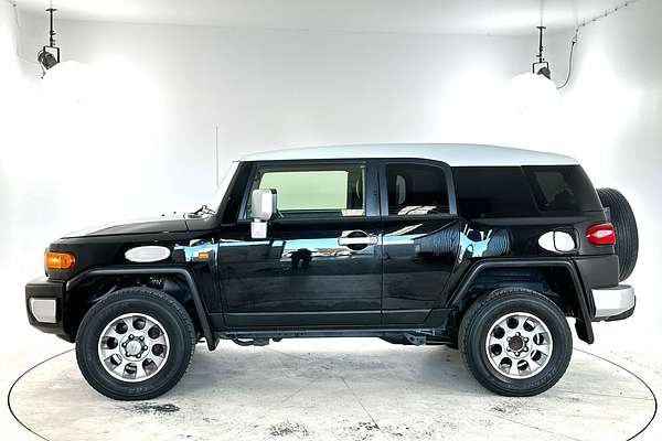 2012 Toyota FJ Cruiser GSJ15R