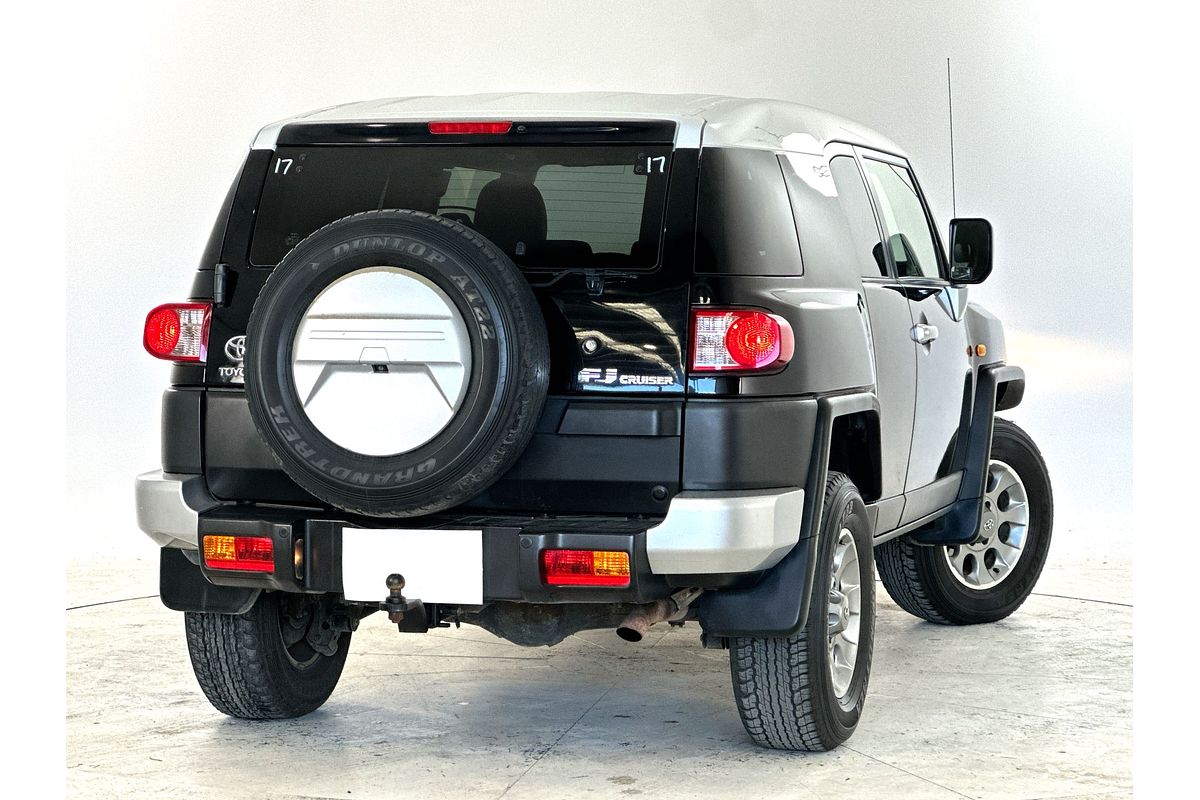 2012 Toyota FJ Cruiser GSJ15R