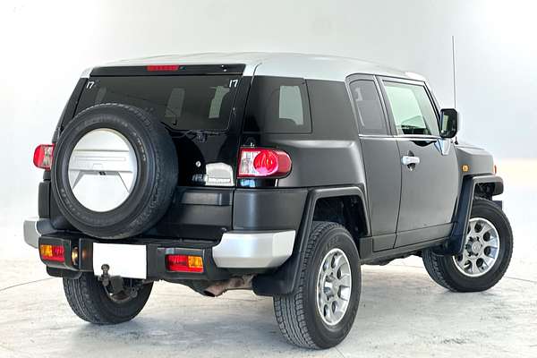 2012 Toyota FJ Cruiser GSJ15R