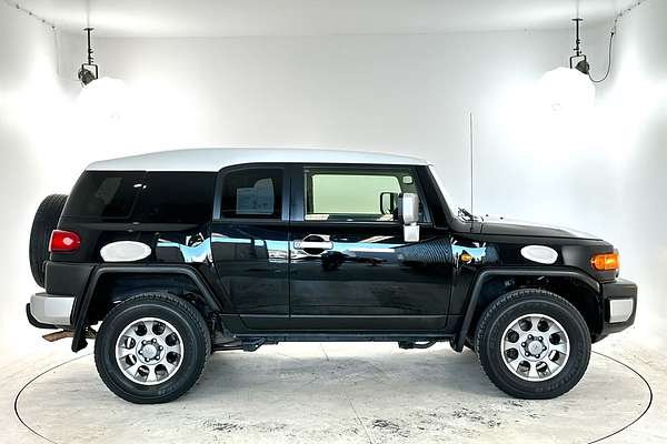 2012 Toyota FJ Cruiser GSJ15R