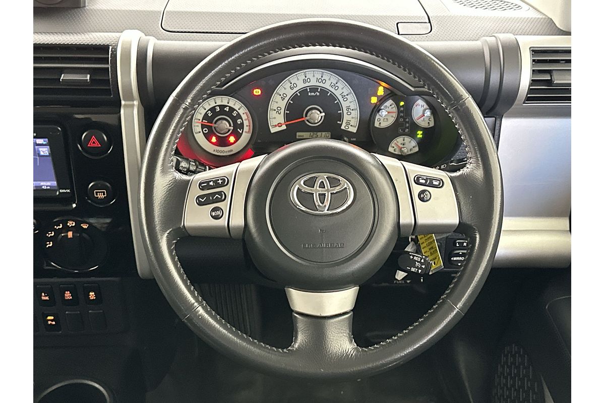 2012 Toyota FJ Cruiser GSJ15R