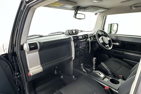 2012 Toyota FJ Cruiser GSJ15R