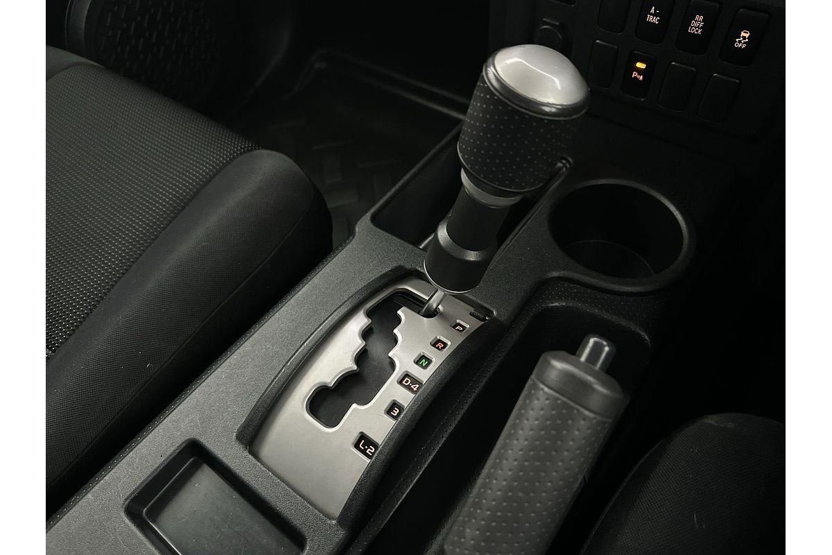 2012 Toyota FJ Cruiser GSJ15R