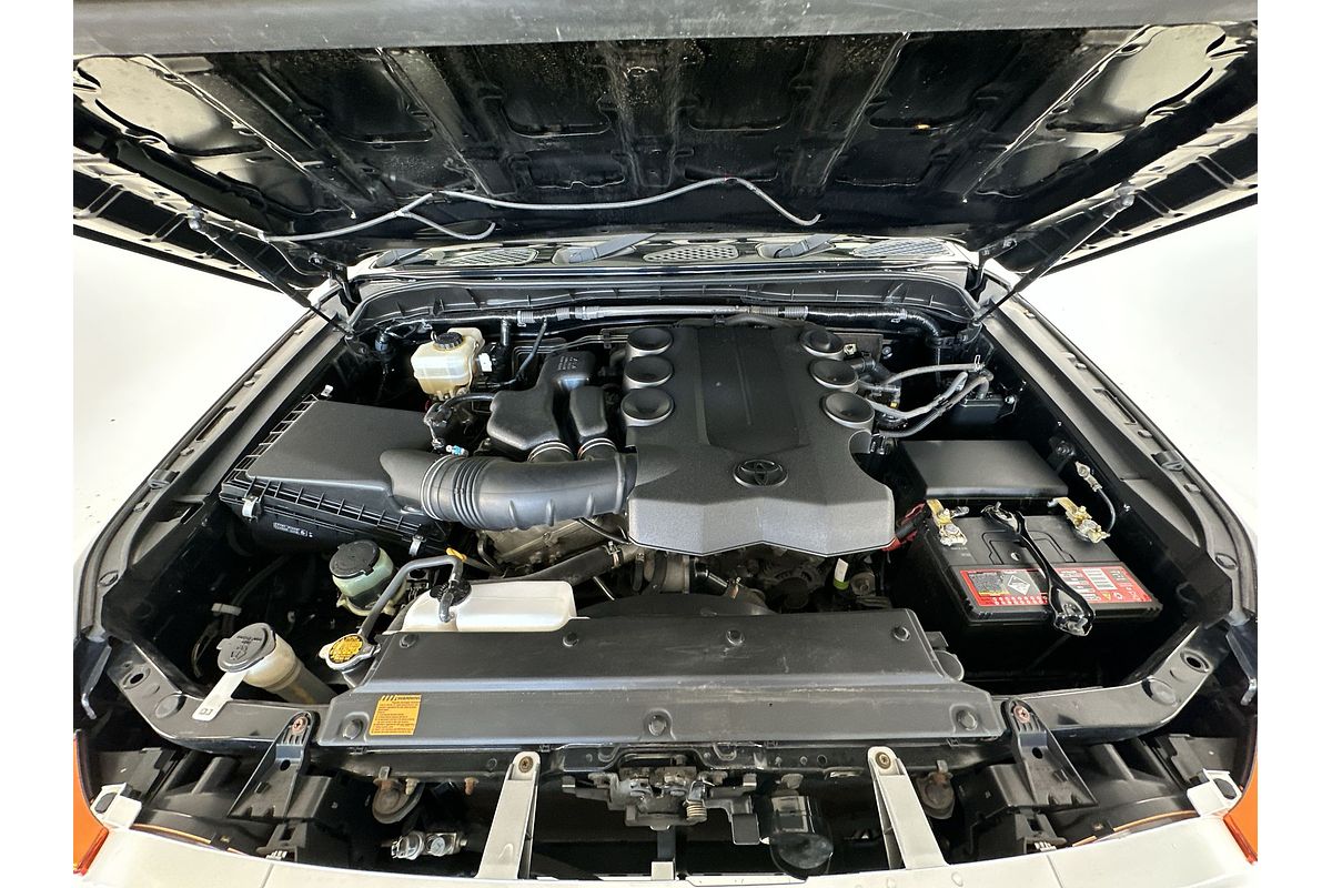 2012 Toyota FJ Cruiser GSJ15R