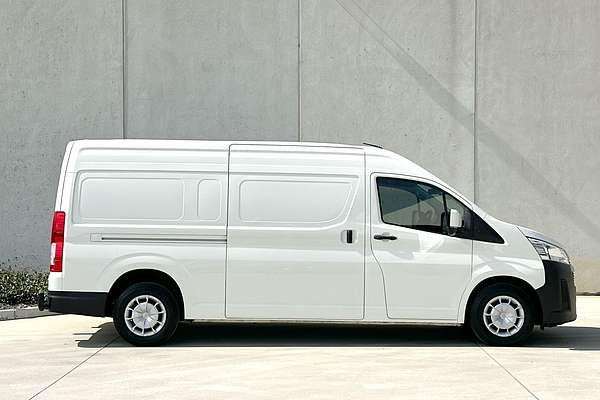 2022 Toyota Hiace GDH320R ELWB