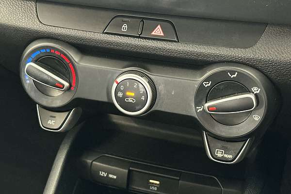 2022 Kia Stonic S YB
