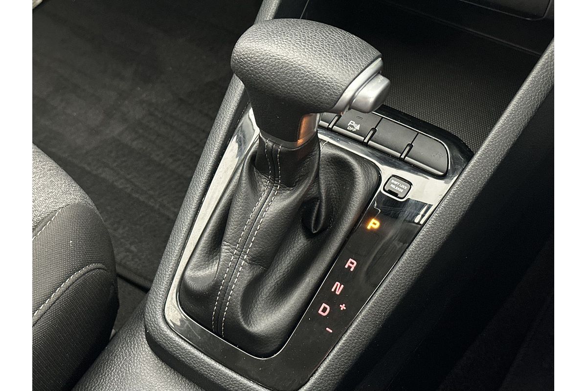 2022 Kia Stonic S YB