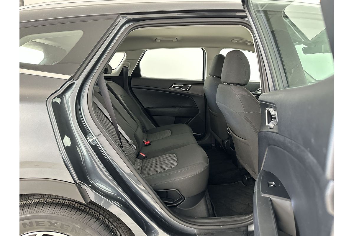 2024 Kia Sportage S NQ5