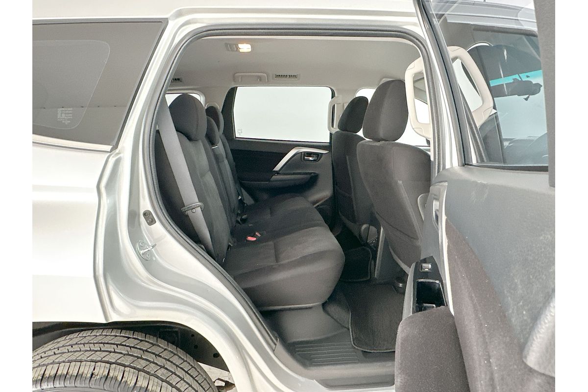 2020 Mitsubishi Pajero Sport GLX QF