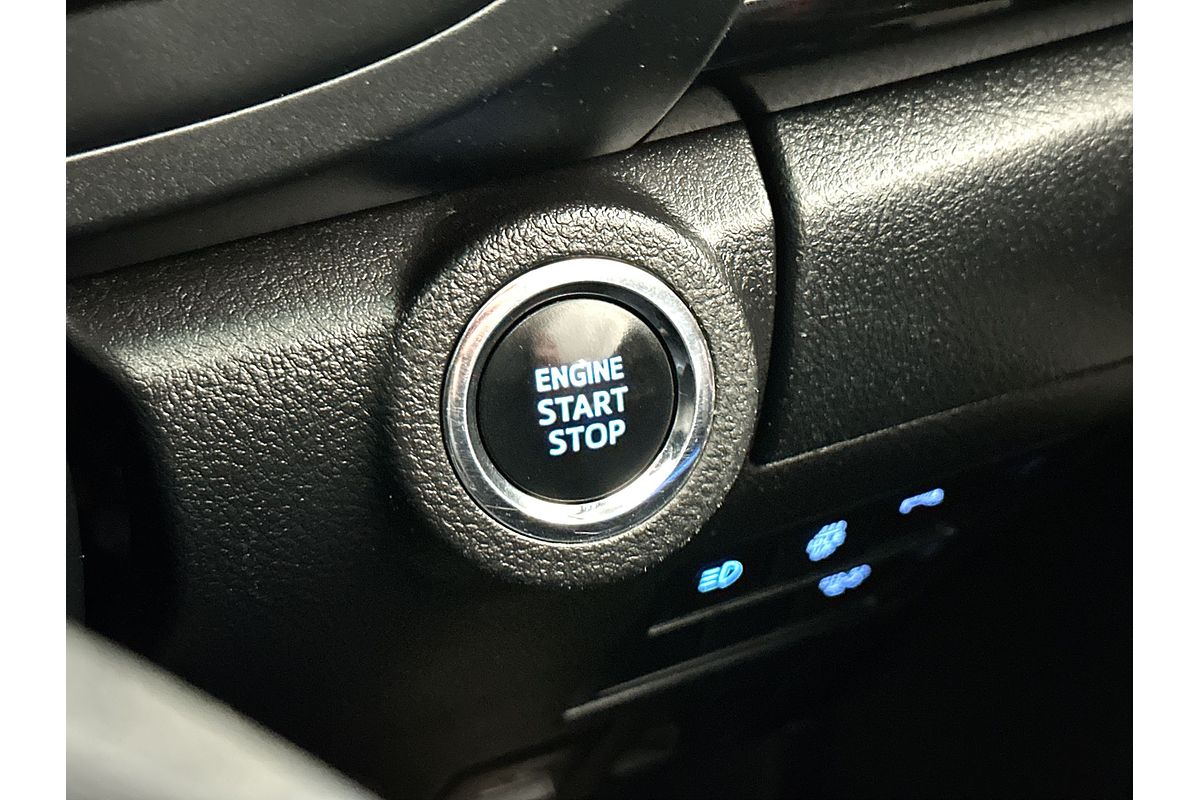 2020 Toyota Hilux Rogue GUN126R 4X4