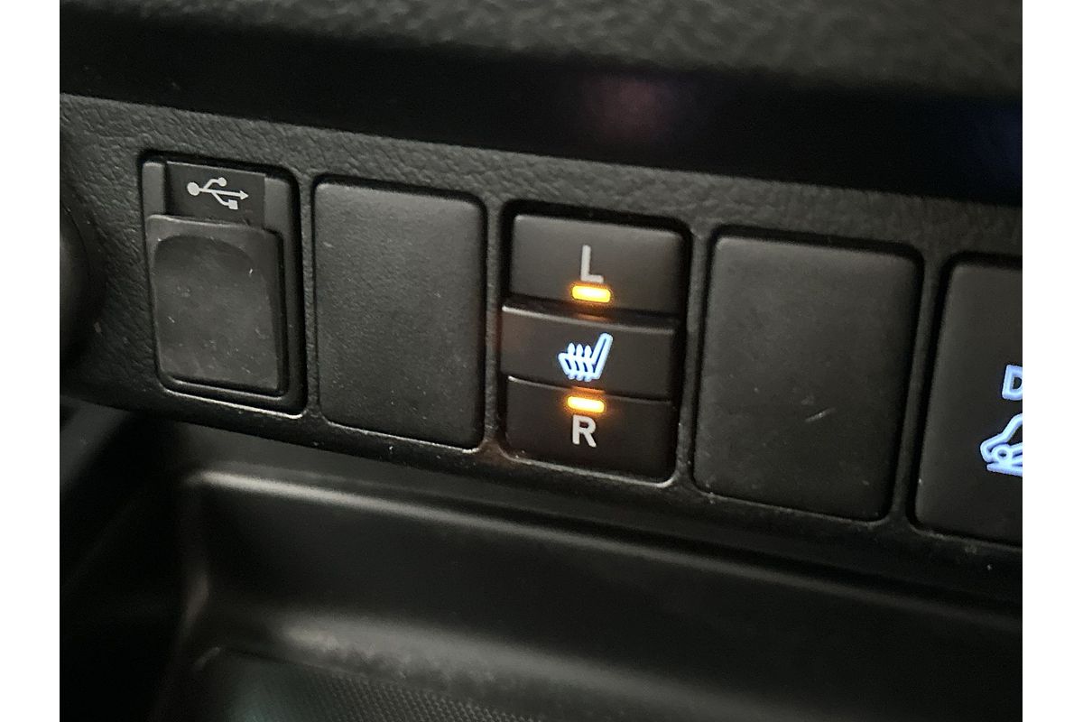 2020 Toyota Hilux Rogue GUN126R 4X4