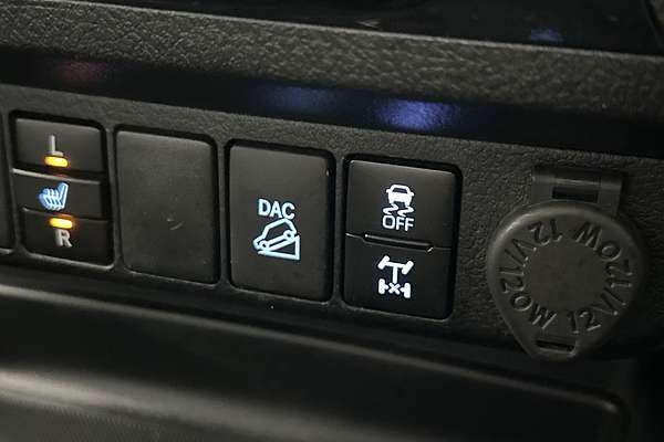 2020 Toyota Hilux Rogue GUN126R 4X4