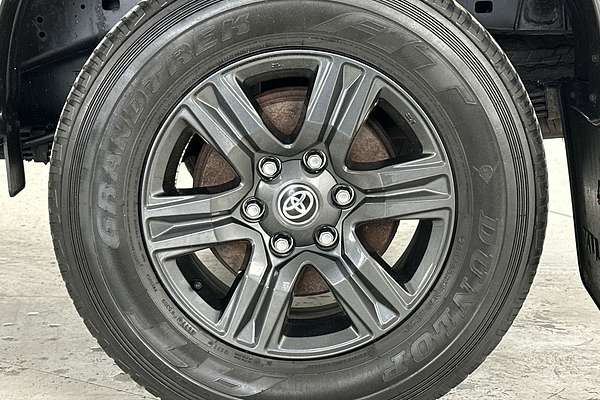 2022 Toyota Hilux SR GUN126R 4X4