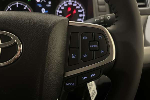 2025 Toyota Hiace GDH300R LWB