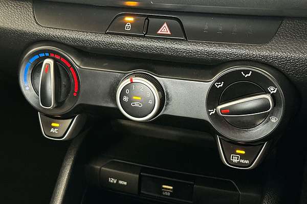 2022 Kia Rio S YB