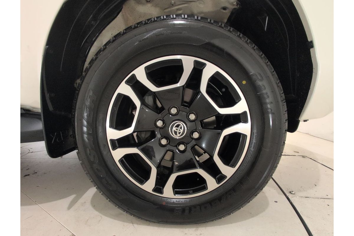 2021 Toyota Hilux SR5 GUN126R 4X4