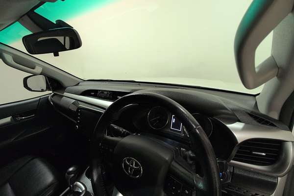 2021 Toyota Hilux SR5 GUN126R 4X4