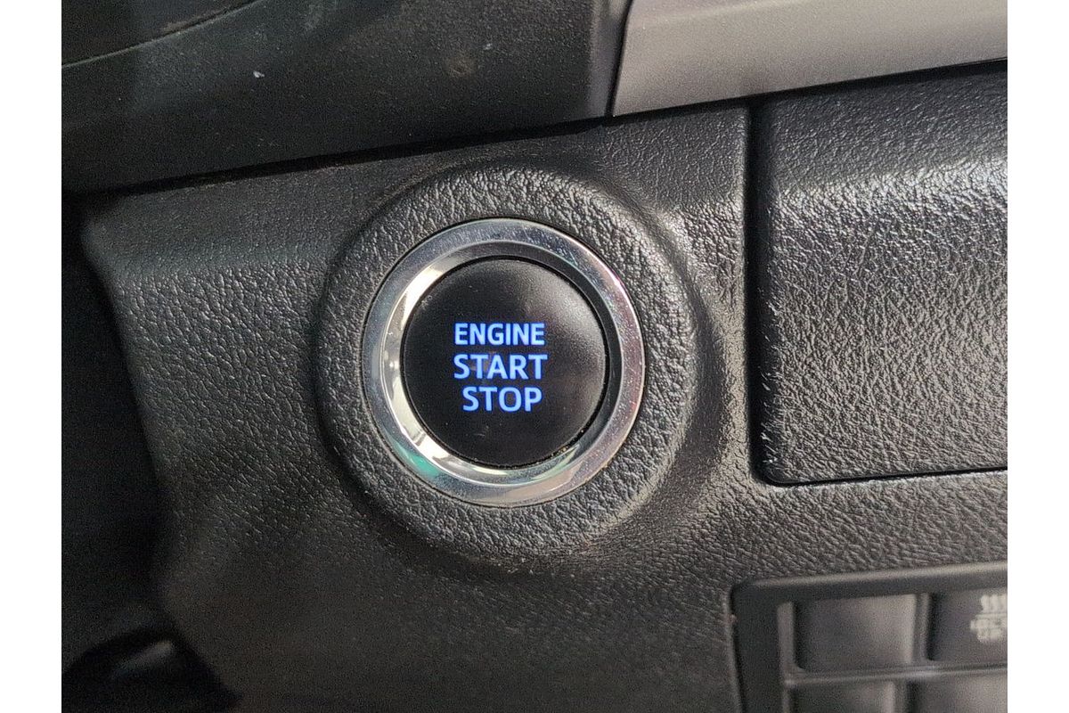 2021 Toyota Hilux SR5 GUN126R 4X4