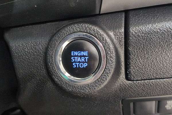 2021 Toyota Hilux SR5 GUN126R 4X4