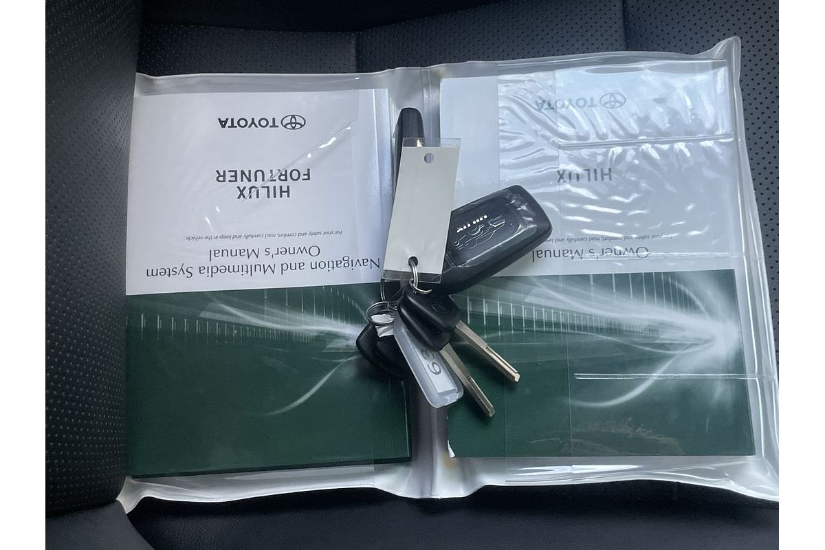 2022 Toyota Hilux Rugged X GUN126R 4X4