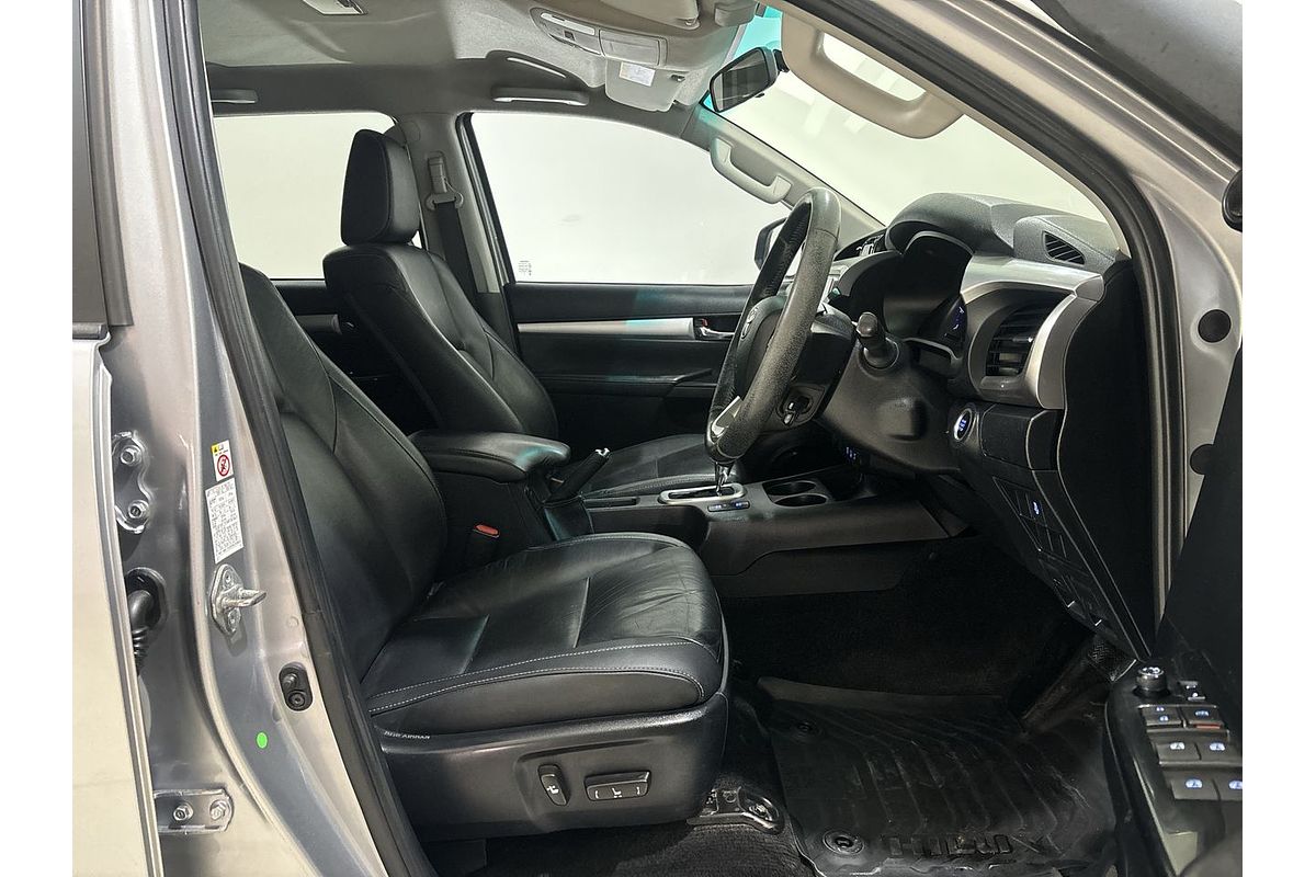 2016 Toyota Hilux SR5 GUN126R 4X4