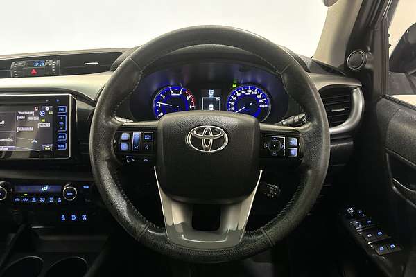 2016 Toyota Hilux SR5 GUN126R 4X4