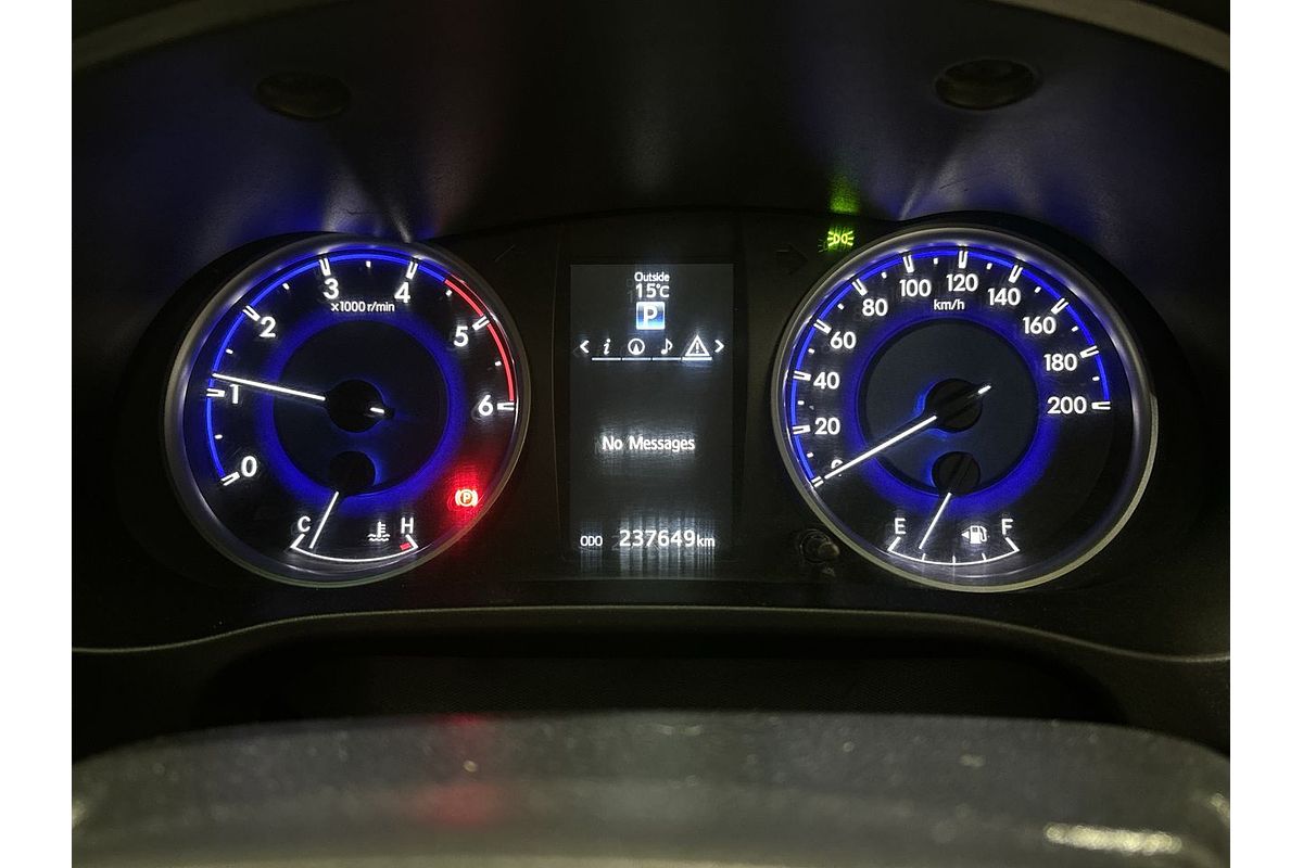2016 Toyota Hilux SR5 GUN126R 4X4