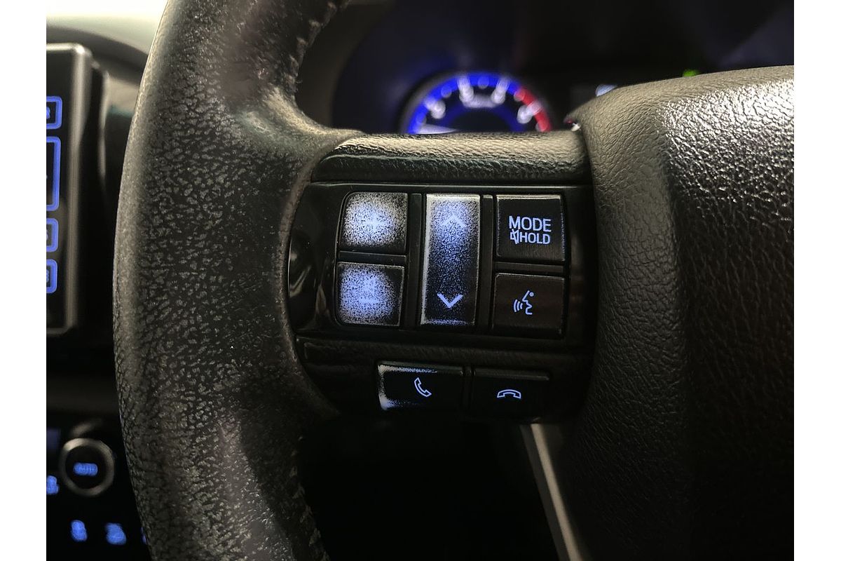 2016 Toyota Hilux SR5 GUN126R 4X4