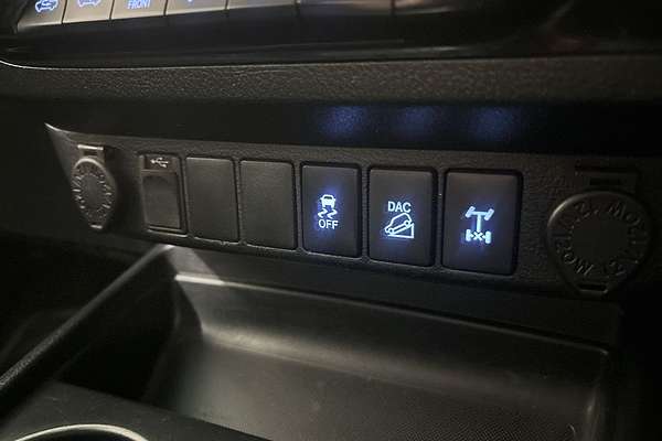 2016 Toyota Hilux SR5 GUN126R 4X4