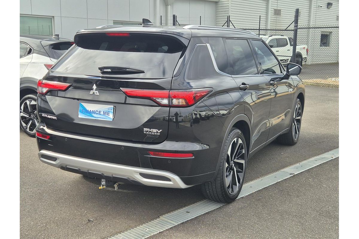 2023 Mitsubishi Outlander PHEV Exceed ZM