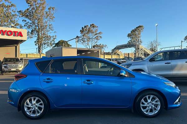 2015 Toyota Corolla Ascent Sport ZRE182R
