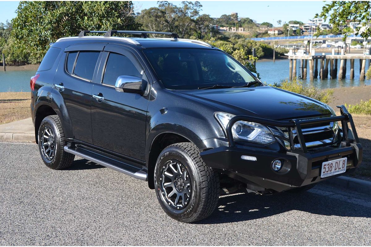 2021 Isuzu MU-X LS-T