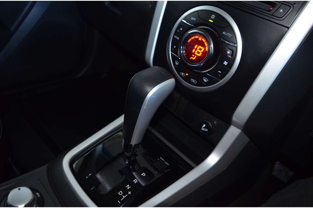 2021 Isuzu MU-X LS-T