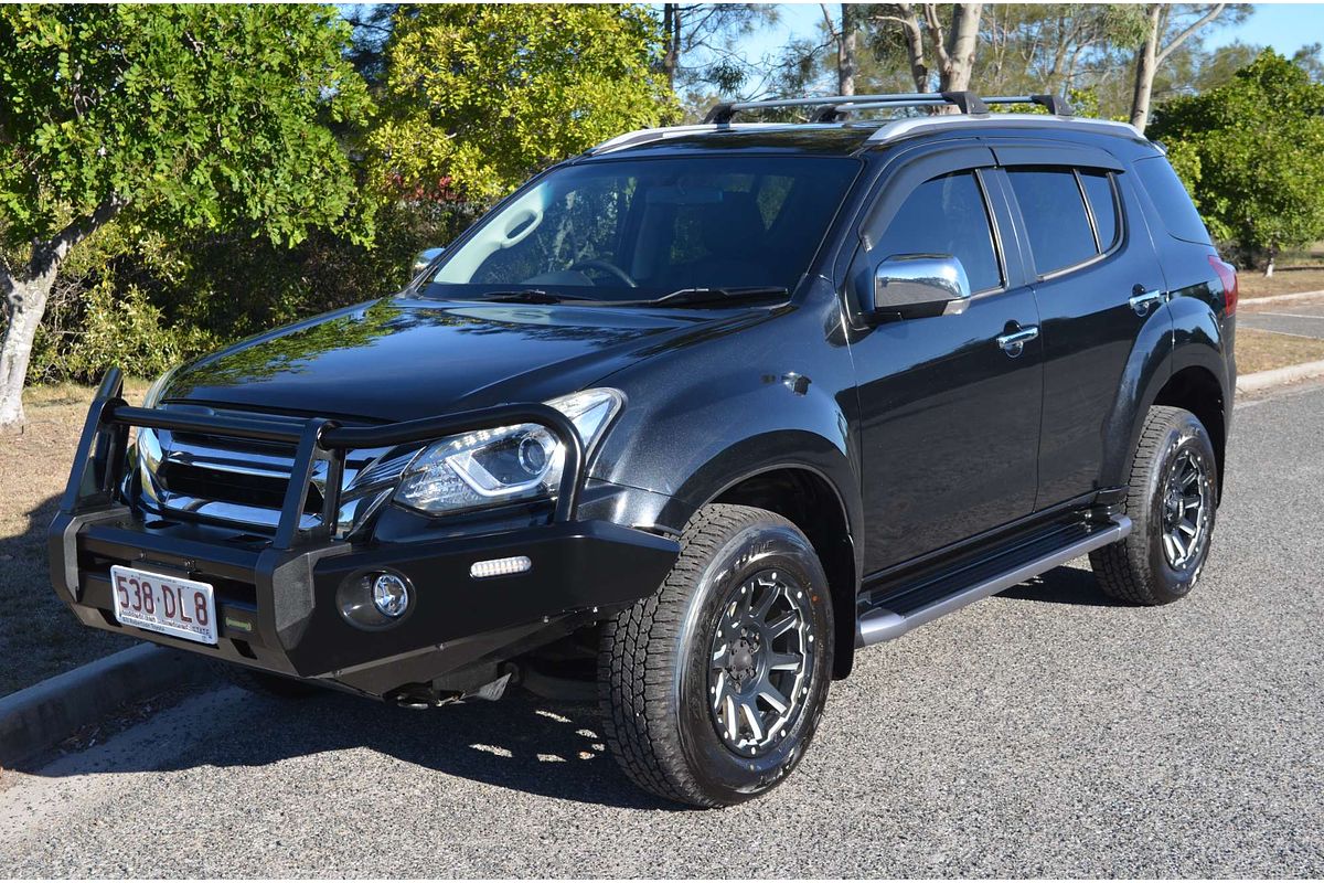 2021 Isuzu MU-X LS-T