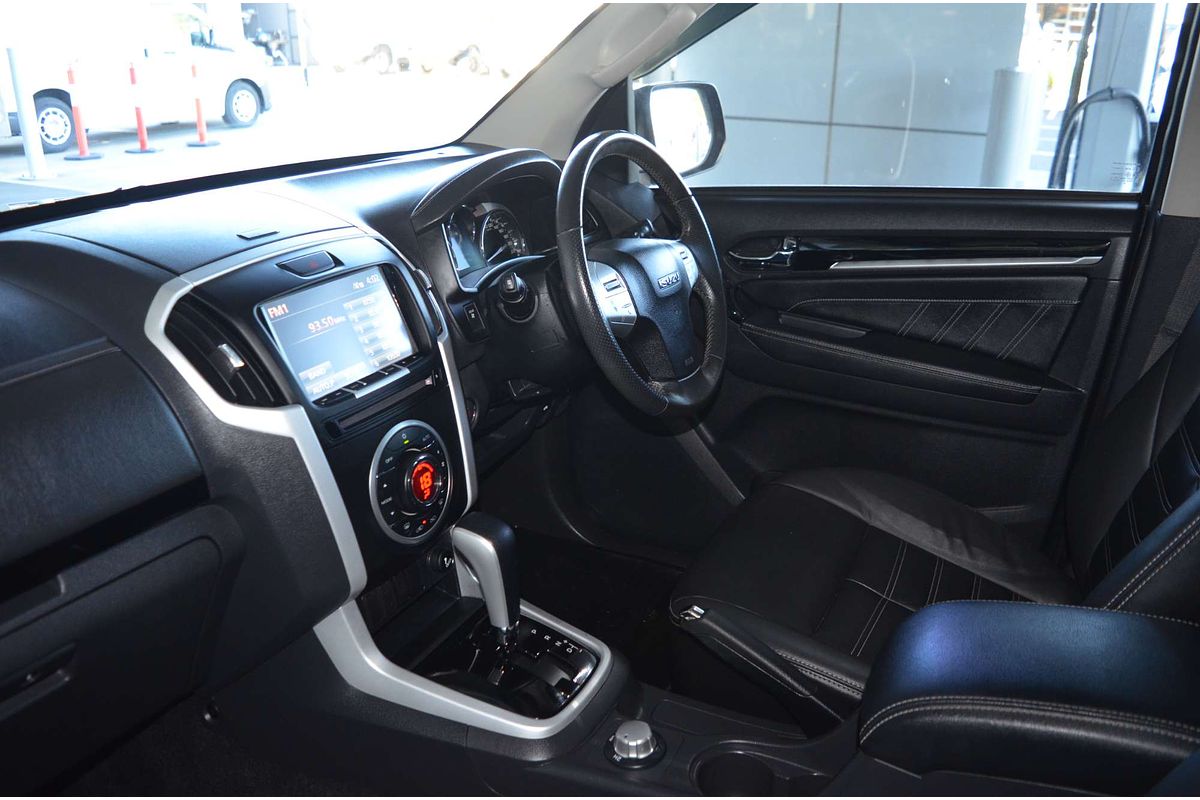 2021 Isuzu MU-X LS-T