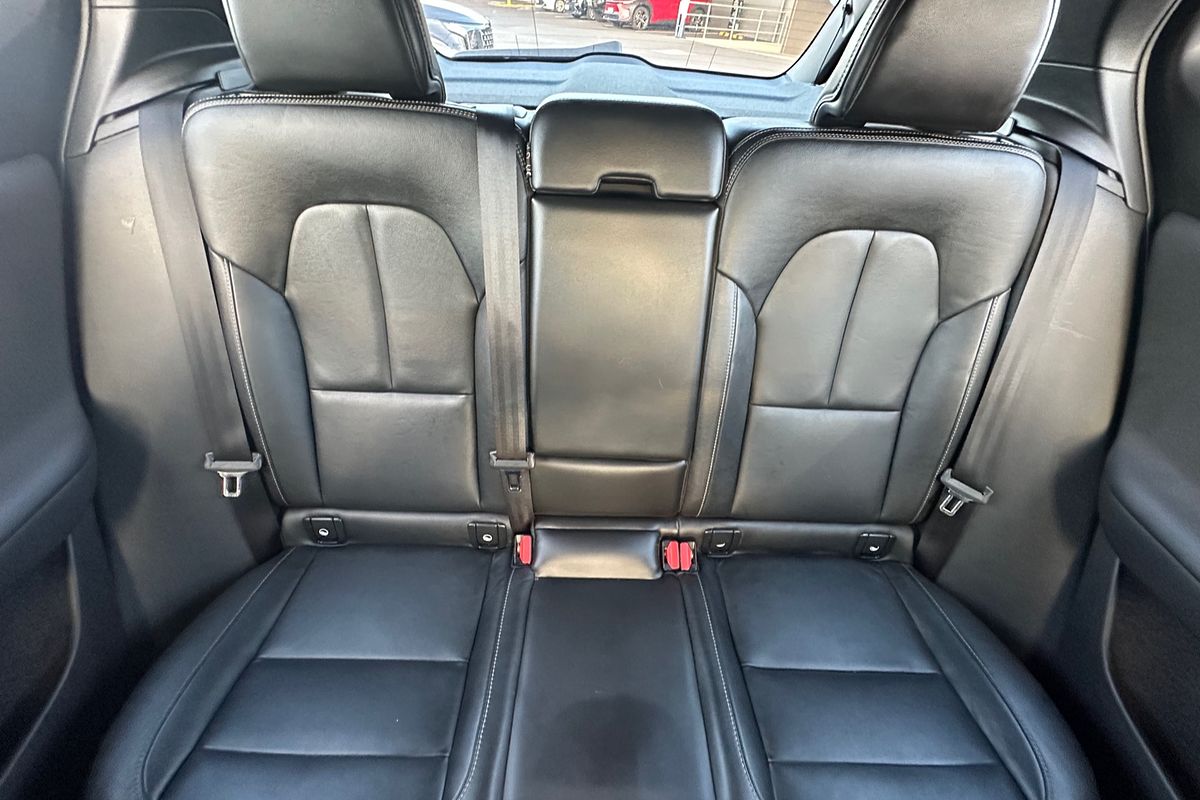 2019 Volvo XC40 T4 Momentum