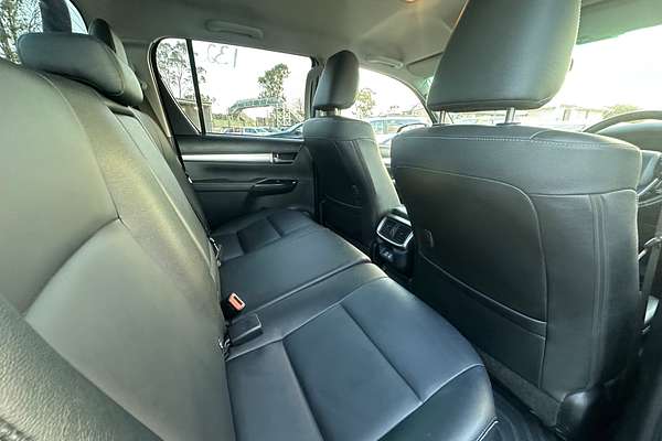 2024 Toyota Hilux Hilux 4x4 SR5 2.8L T Diesel Automatic Double Cab