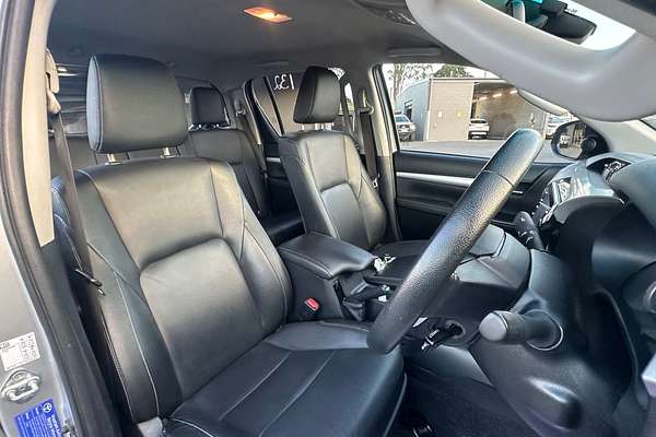 2024 Toyota Hilux Hilux 4x4 SR5 2.8L T Diesel Automatic Double Cab