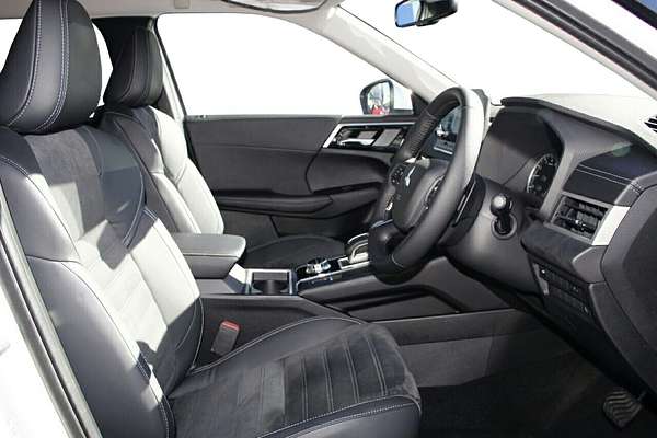 2025 Mitsubishi Outlander Aspire ZM