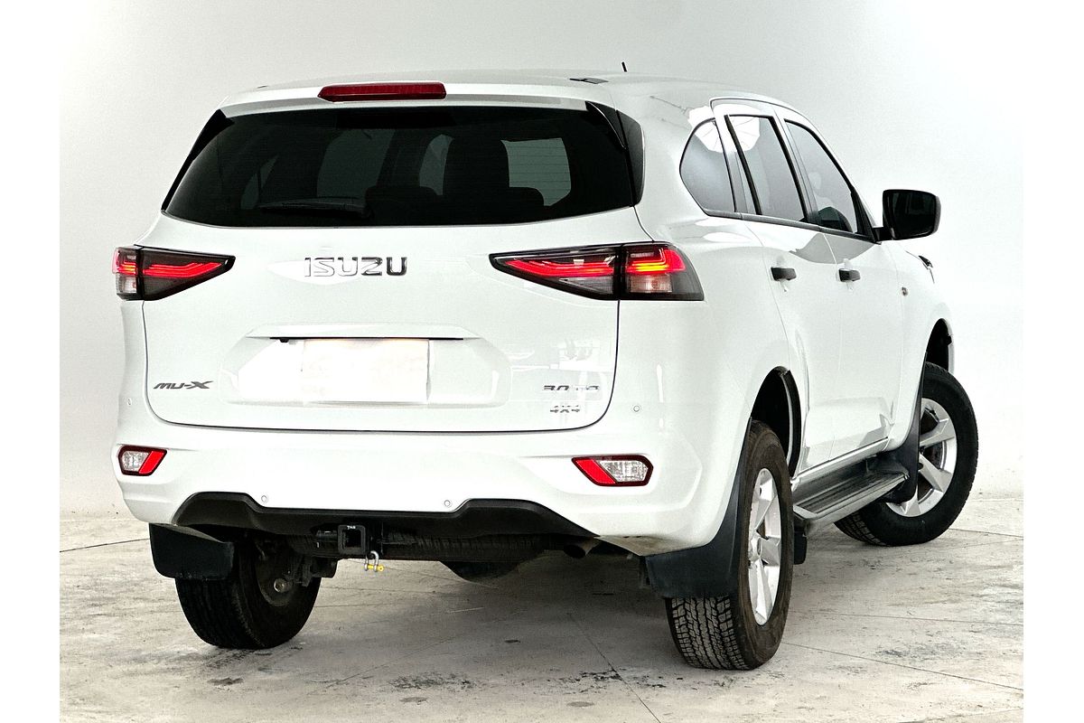 2022 Isuzu MU-X LS-M