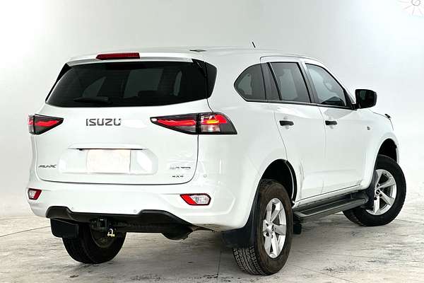2022 Isuzu MU-X LS-M