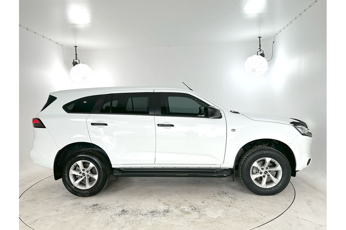 2022 Isuzu MU-X LS-M