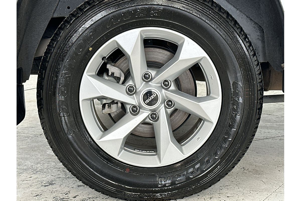 2022 Isuzu MU-X LS-M